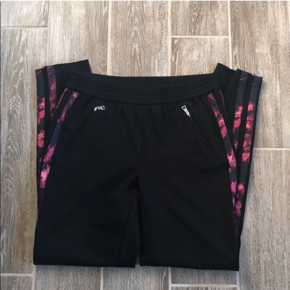 Belle Vere Woman’s Black Jogger Pants Size M Excellent Condition